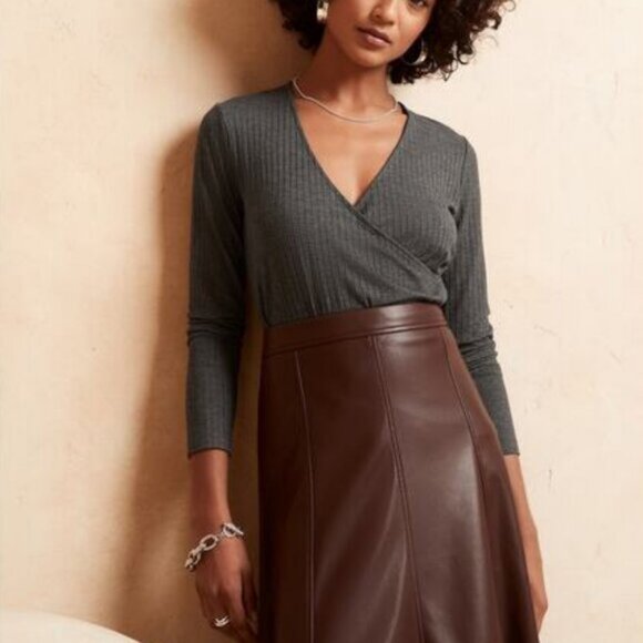 Banana Republic Women's Long Sleeve Rib Wrap Tee In Gray Size XXS Petite - Picture 1 of 5